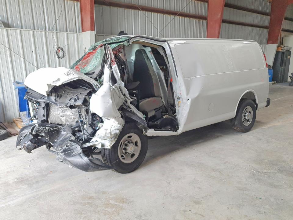 2025 CHEVROLET Express 2500 Cargo