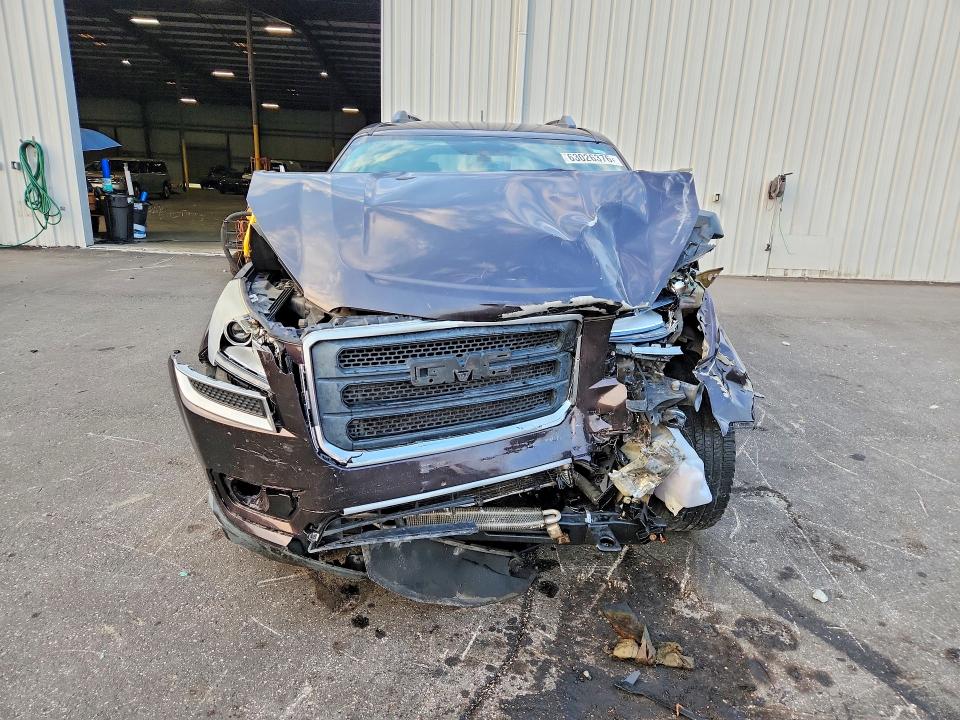 2015 GMC Acadia SLE 2 photo 5