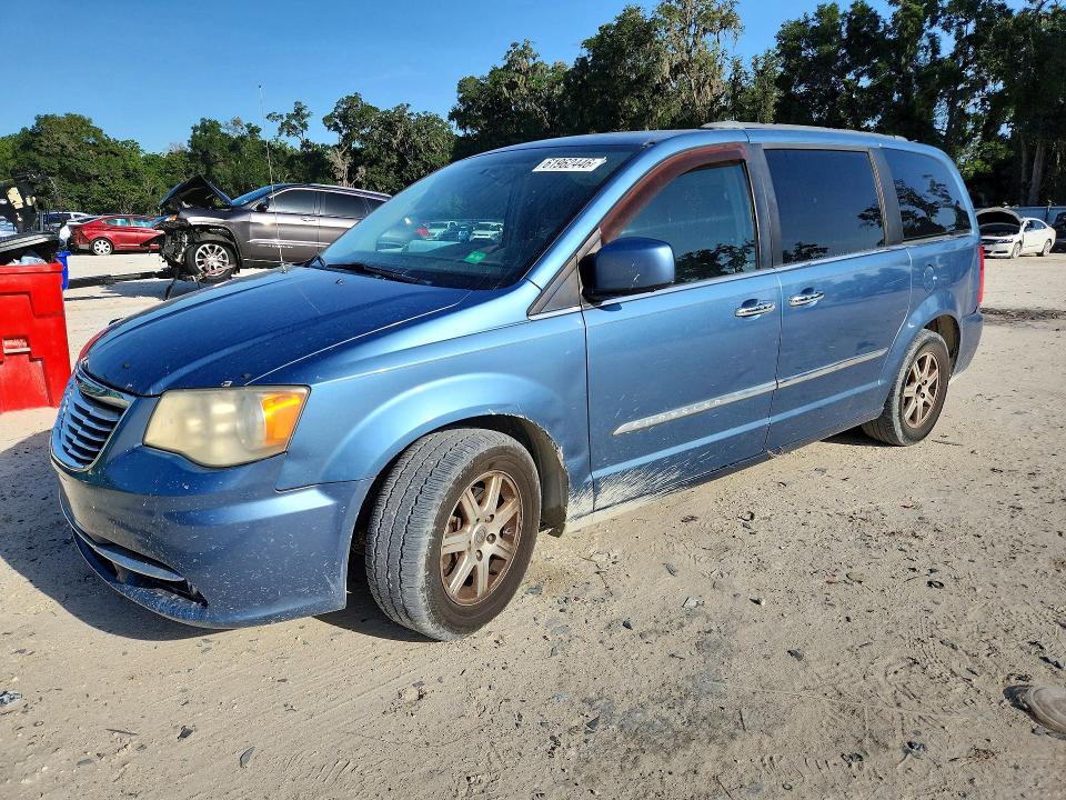 2011 CHRYSLER Town and Country Touring