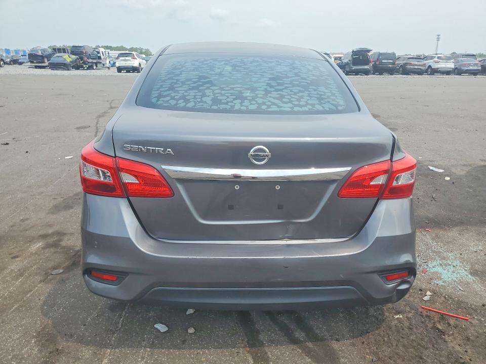 2018 NISSAN Sentra Gray photo 4