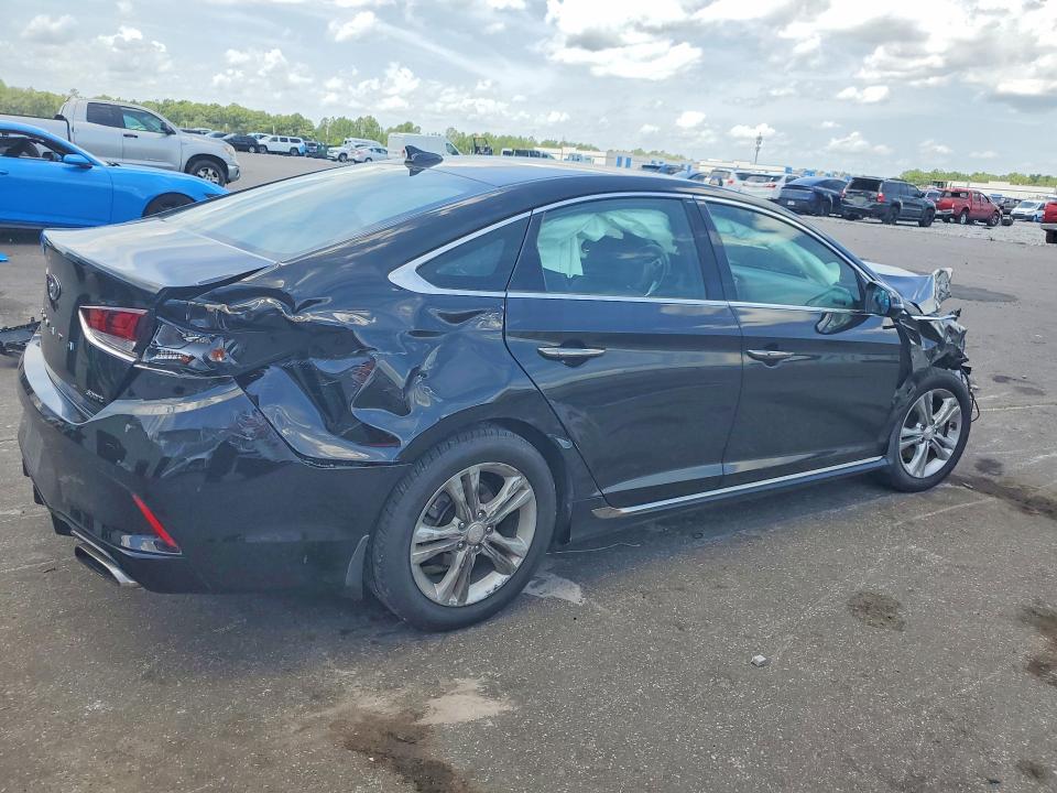 2018 HYUNDAI Sonata photo 2