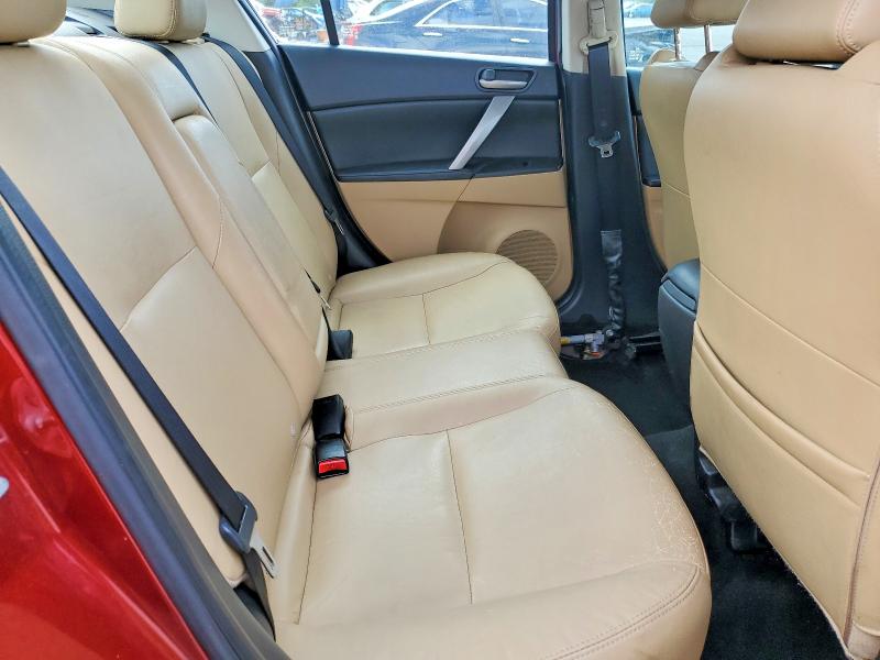 2010 MAZDA Mazda3 Sedan photo 6